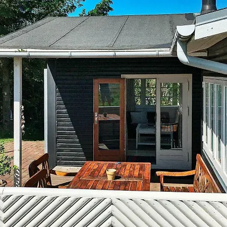 4 Person Holiday In R M